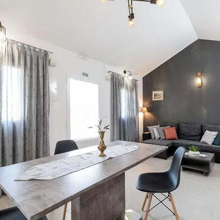 Prapatna Smokvica (Korcula)