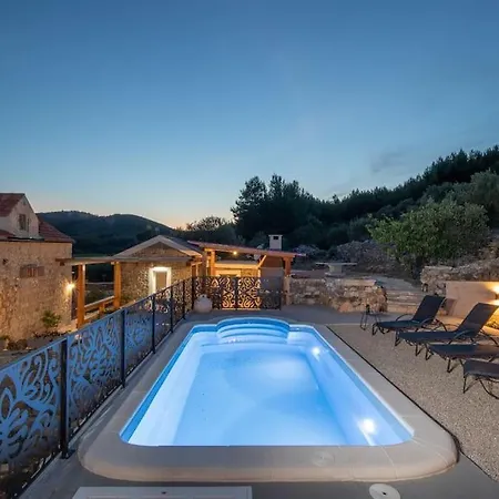 Villa Prapatna Smokvica (Korcula)